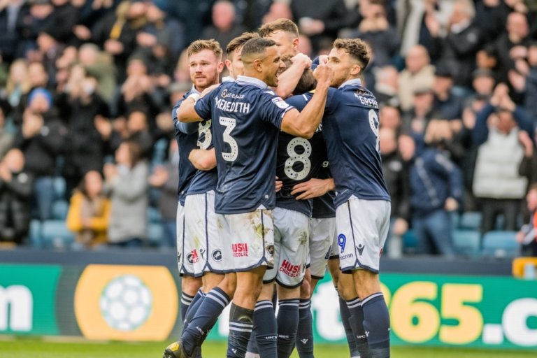 EFL Championship 2021/22: Predicting Movements in Five of Favourites