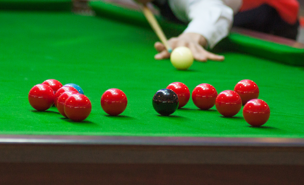 Red,Ball,And,Snooker,Player,,Man,Play,Snooker